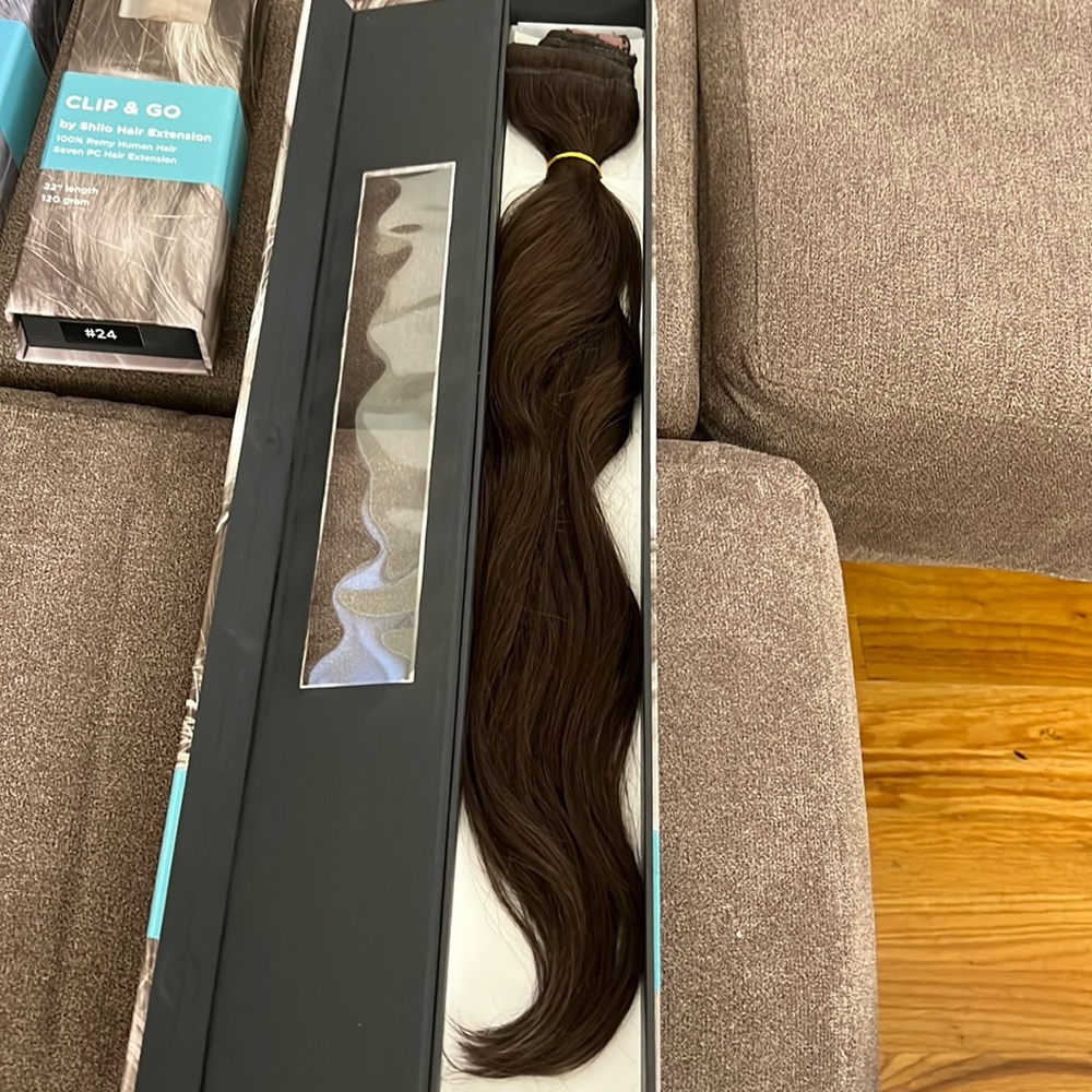 #2 - BTB 22” 100% human hair extensions